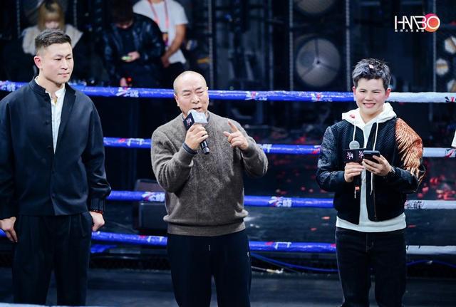 泽旺一拳KO“播求”25W+热搜榜引爆拳峰B26成都站(图5)