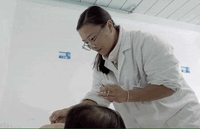 甜美女中医杀进格斗场结果如下(图9)
