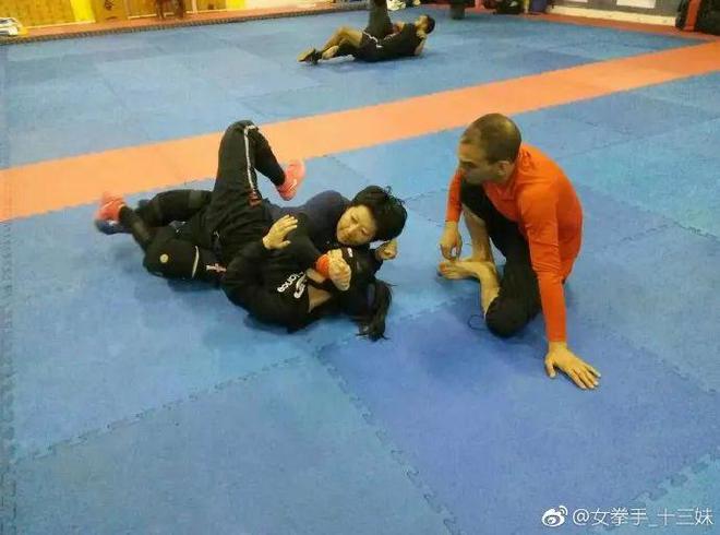 甜美女中医杀进格斗场结果如下(图20)