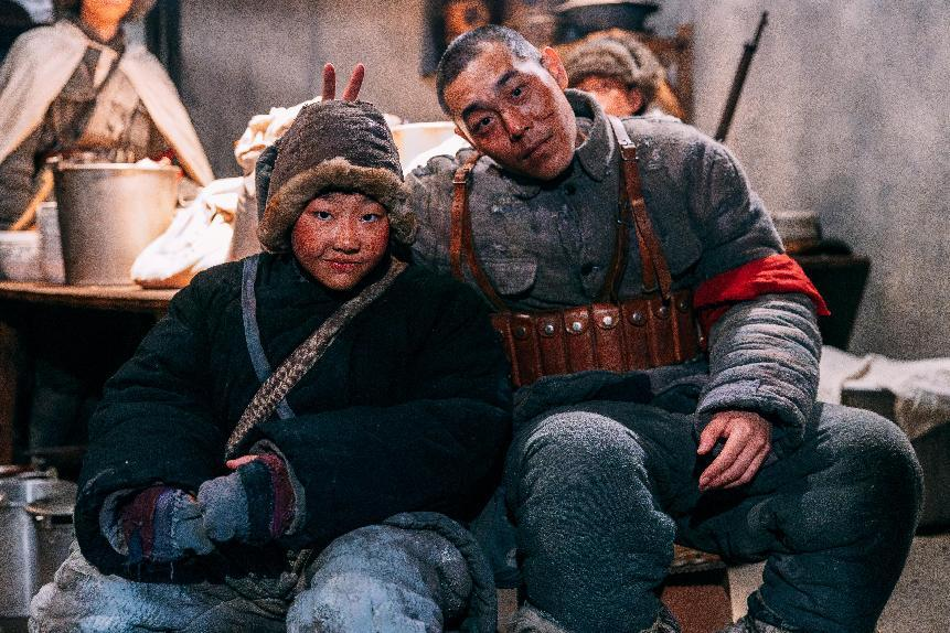 昆仑决签约选手邵正一主演电影《生还》惊艳北影红毯的搏击力量(图3)