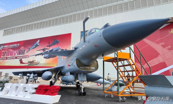 歼10CE战机有何优缺点？巴基斯坦飞行员最真实评价来了！(图5)