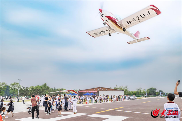 “体育+文旅”创新融合 “好运山东”2025“泰山菁英”跆拳道搏击晋级大会暨泰山区第十五届全民健身运动会圆满收官(图4)