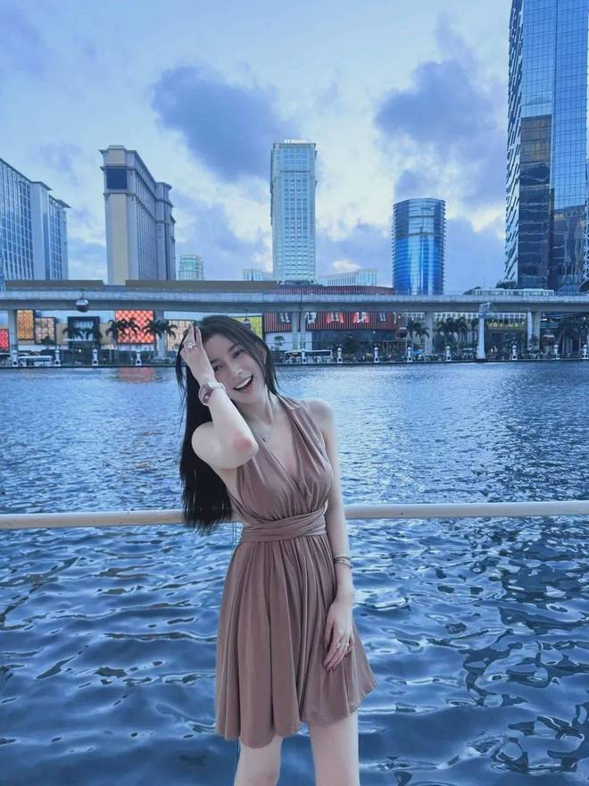 小姐姐黑丝一带谁都不爱美爆了陳雅欣水瓶座的双城美学风暴