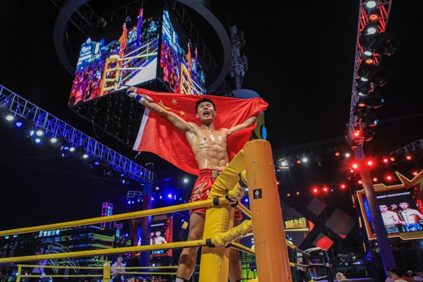 见证荣耀！青岛时尚体育节-搏击赛事在青岛西海岸新区金沙滩啤酒城热血开战