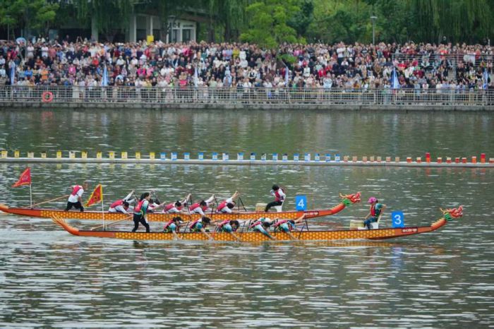 专业队、干部职工队、大众队齐上阵！德阳激情竞渡庆端午