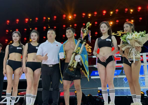 “红拳出击”破局落幕：以创新之路重塑格斗赛事未来亿万流量见证行业新标杆(图3)