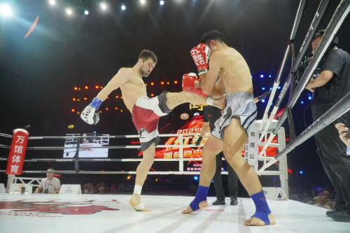 “红拳出击”破局落幕：以创新之路重塑格斗赛事未来亿万流量见证行业新标杆(图4)