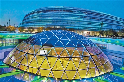 全球首个人形机器人运动会精彩瞬间（新时代画卷）(图2)