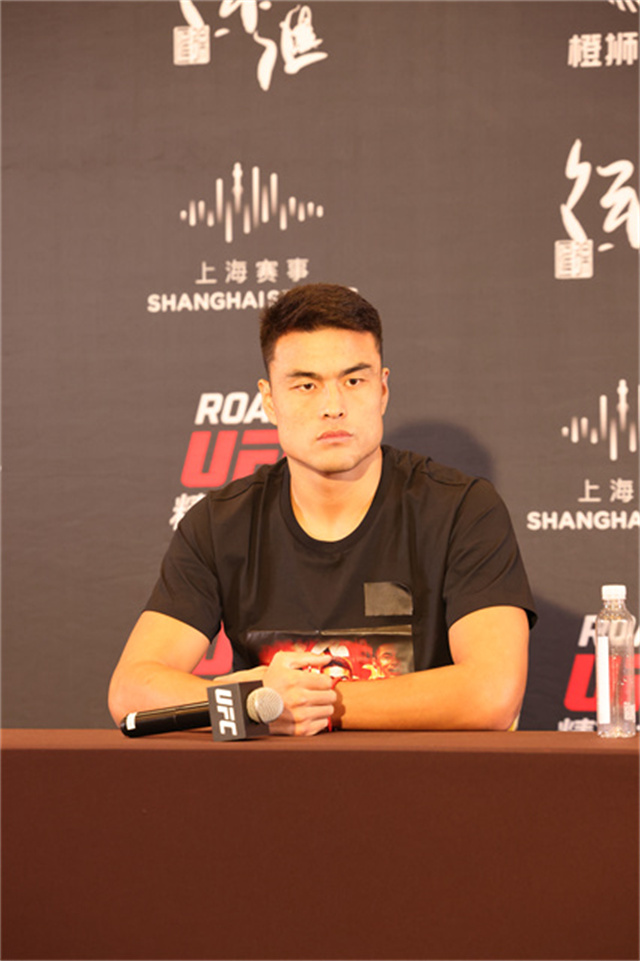 专访“下山虎”张名扬：我没有给自己留任何退路