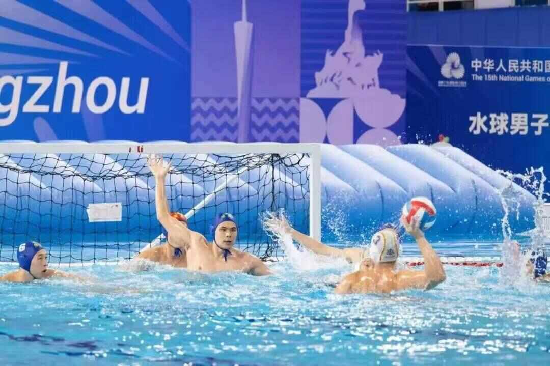 广东男子水球实现全运会“六冠王”！南沙籍队长陈仲贤主场夺金(图3)