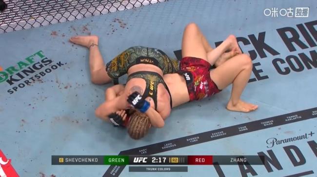 张伟丽无缘蝇量级冠军挑战虽败犹荣