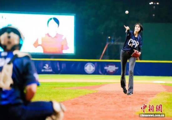 首届中国棒球城市联赛深圳开打(图2)