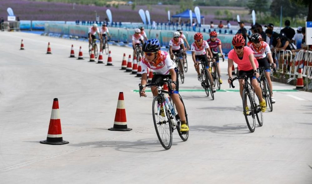 圆桌论坛“体育大年”定义在变体育营销覆盖海量机遇