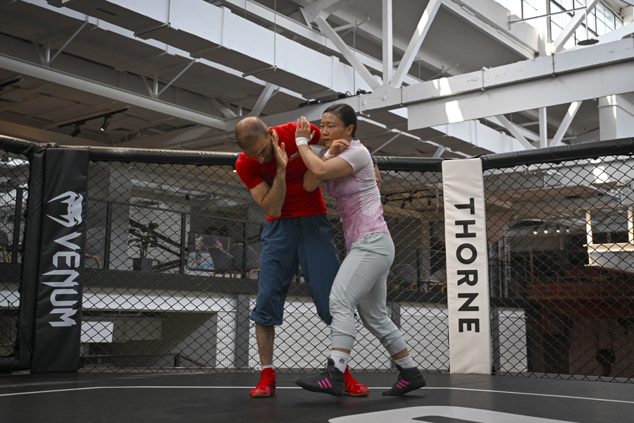 学生负担过重的根源在于高校等级制