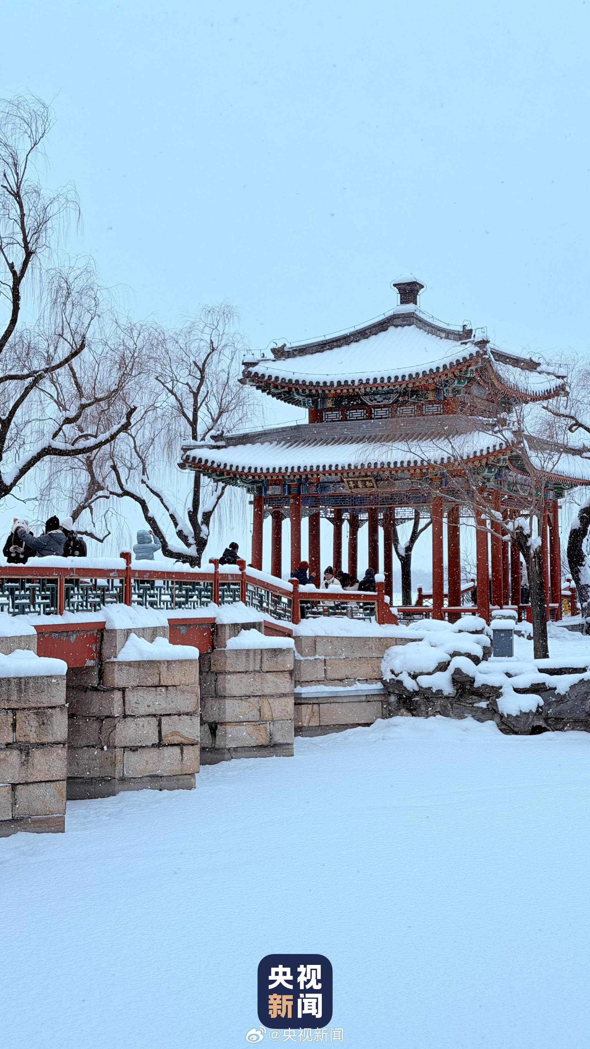 南方城市加入“下雪群聊”！这份“防出溜”指南助你稳住