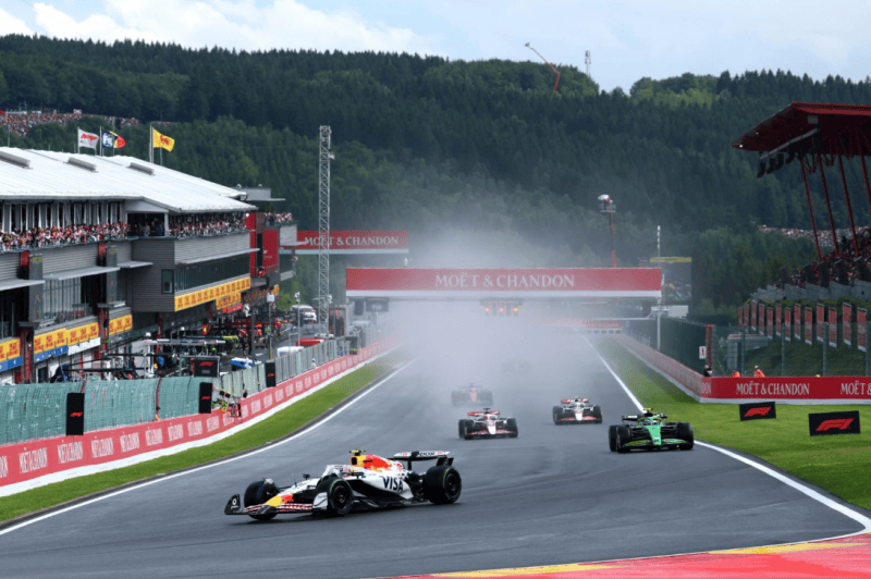 集齐三大国际顶级赛事联想定义世界舞台新标准(图1)