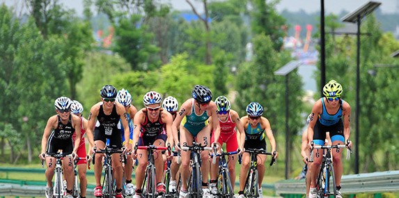 铁人三项混合接力：德国队逆袭夺冠英国队遗憾摘铜