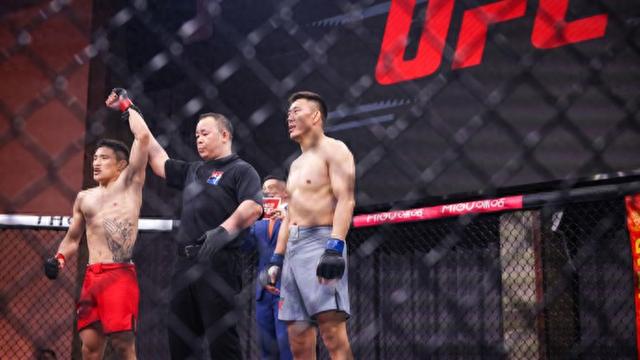 中国综合格斗“黄埔军校”走出的两大顶级高手！